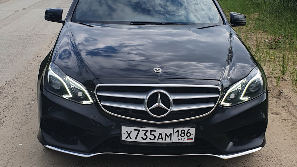 Mercedes-Benz E-Class Вторая черная тачка