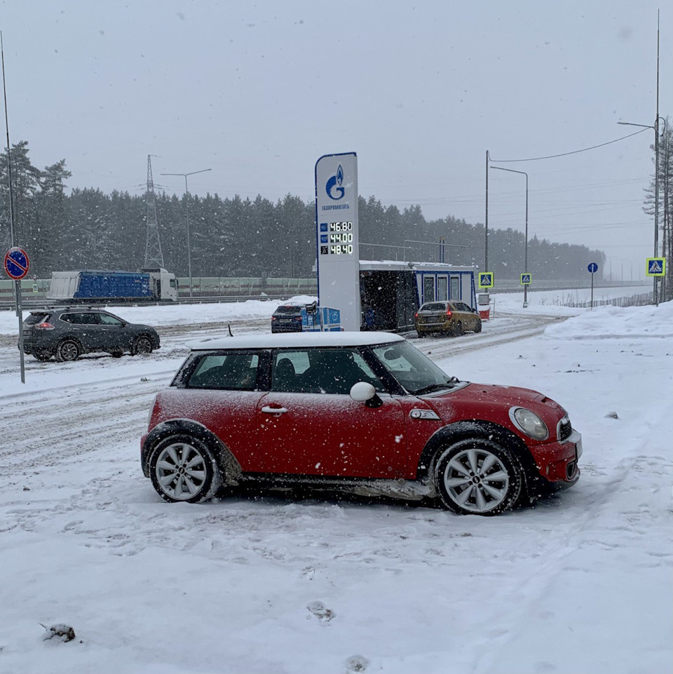 М11 в снег: как избежать страданий из-за сход развала — MINI Cooper S Mk  II, 1,6 л, 2011 года | путешествие | DRIVE2