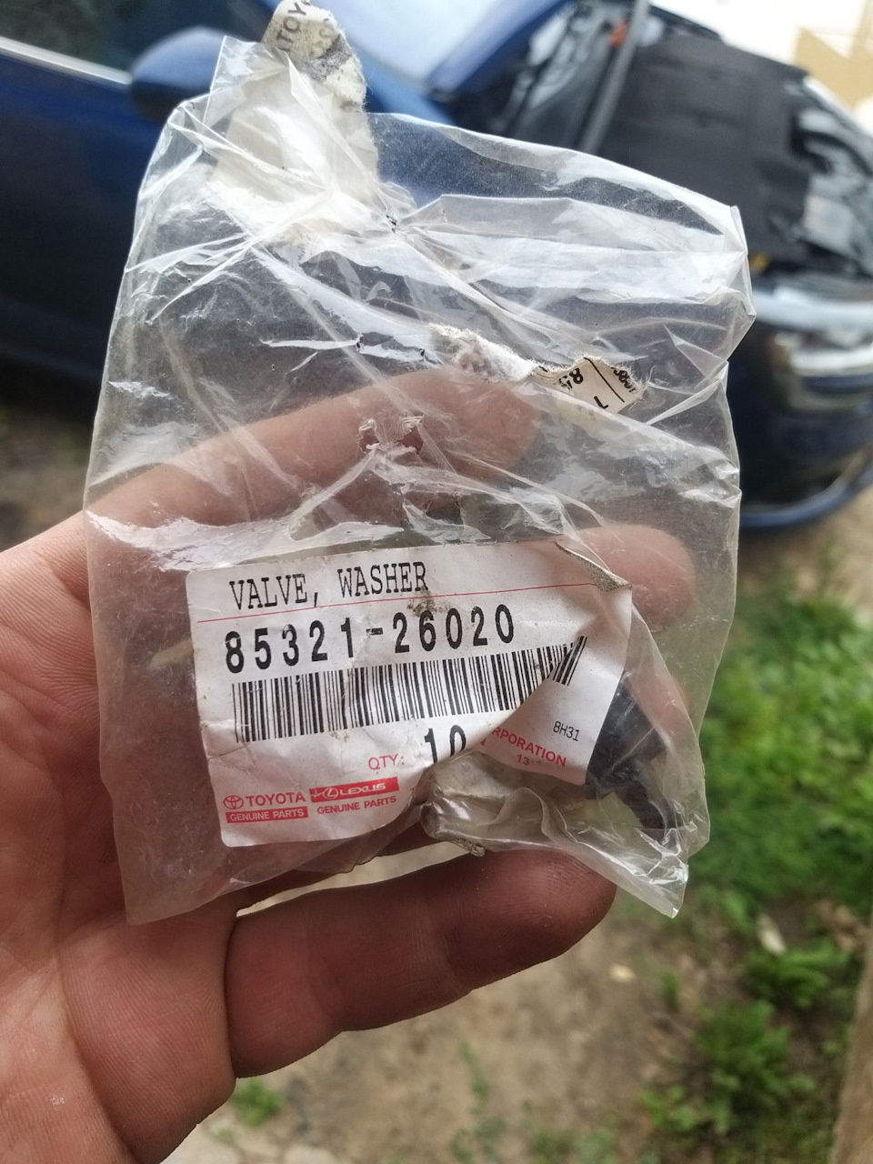 Фото в бортжурнале Renault Megane IV. Запчасти на фото: WASHER, 8532126020