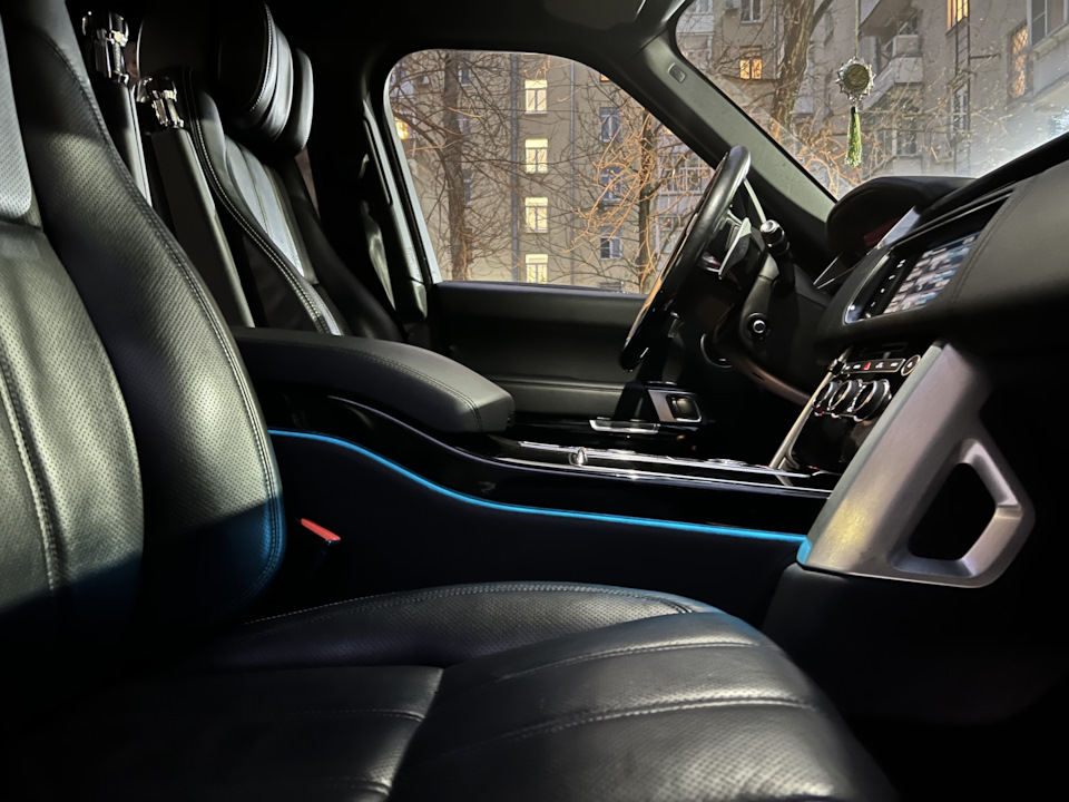 Контурная подсветка салона — Land Rover Range Rover (4G), 3 л, 2013 ...