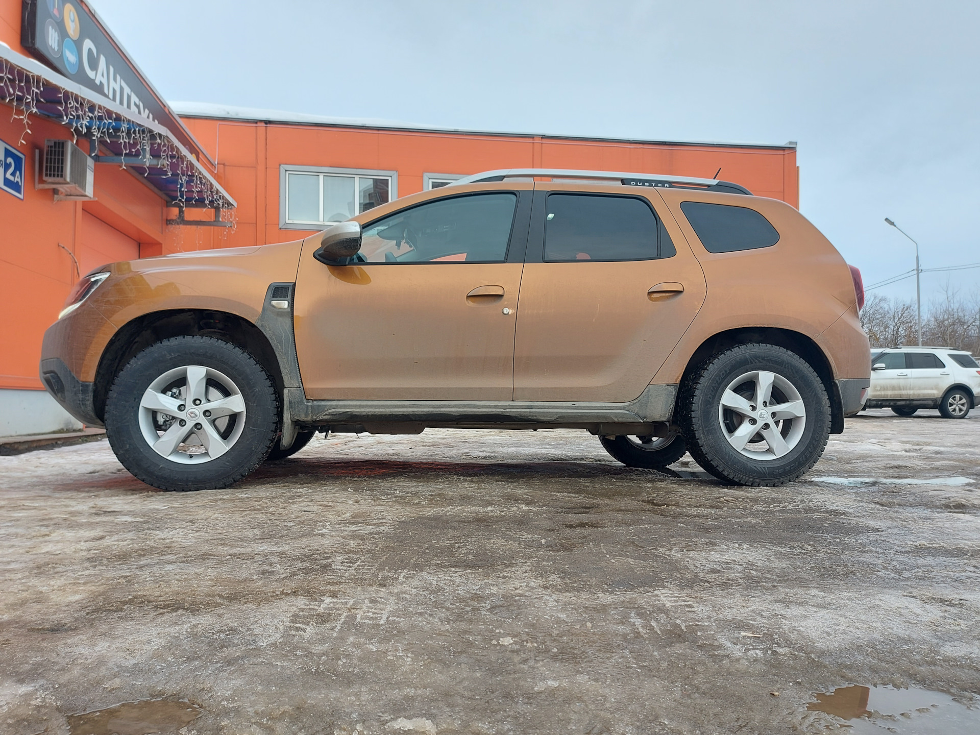 Renault Duster 2021. Клиренс Дастер. Клиренс Рено Дастер. Дастер с увеличенным клиренсом.