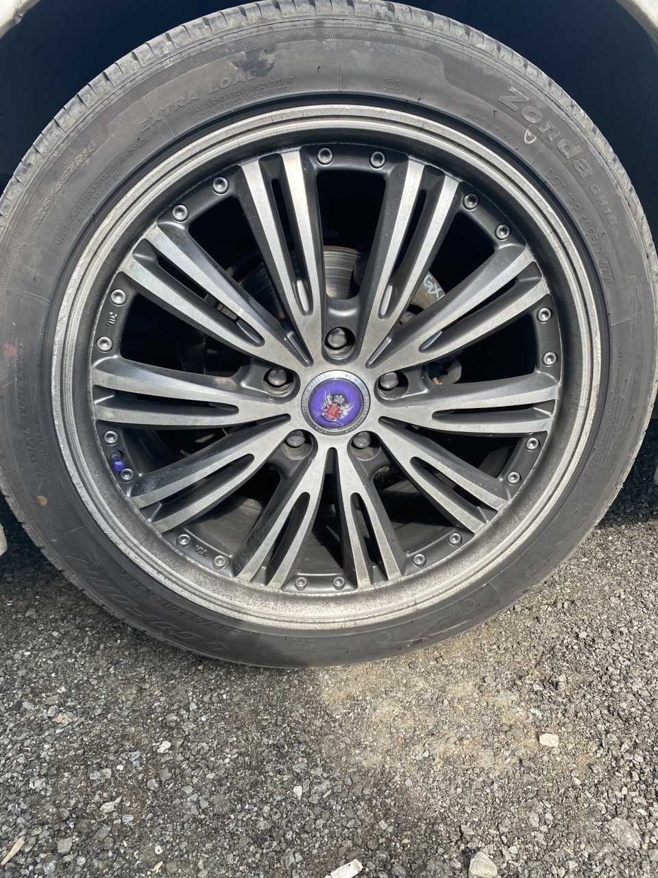 😓 — Toyota Mark II (100)