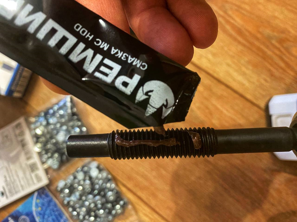 . — Renault Logan (2G)