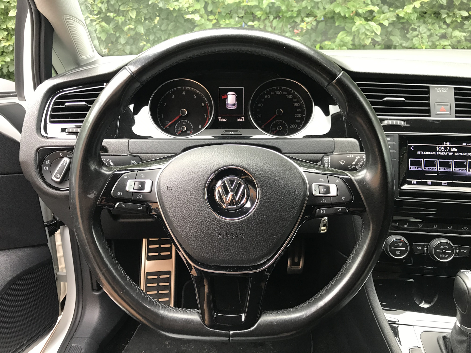 Установил новый спорт руль VW R-line — Volkswagen Golf Mk7, 1,4 л, 2014 ...