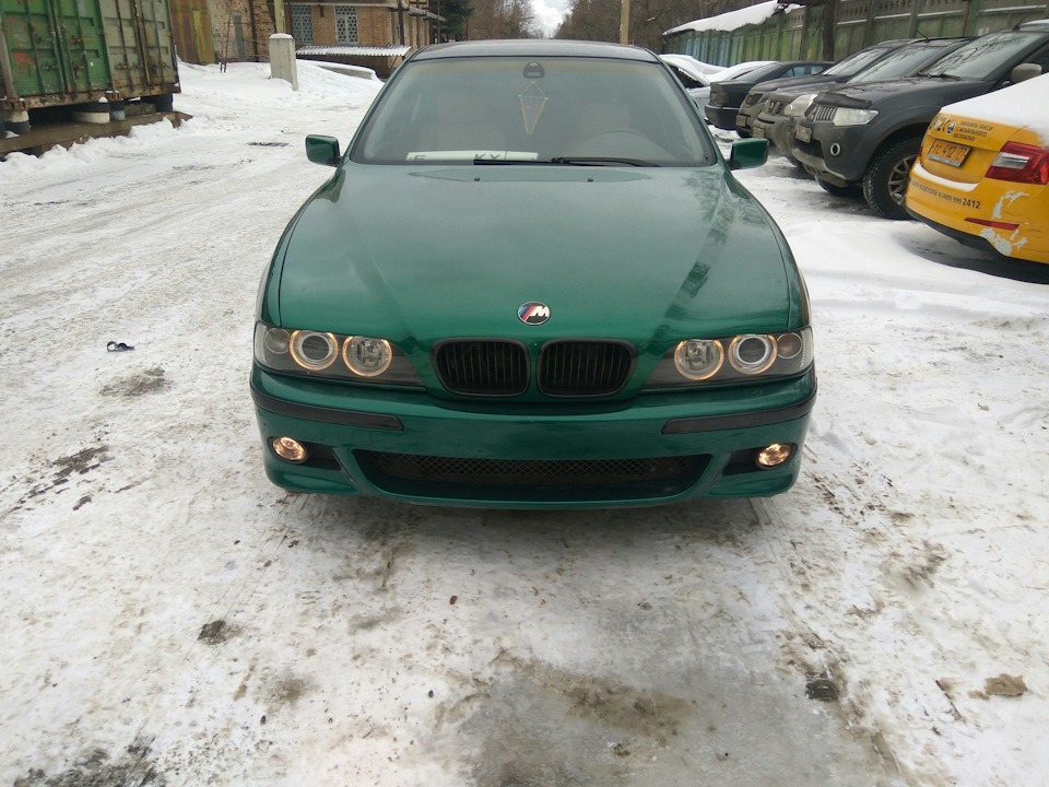 BMW e39 зеленая