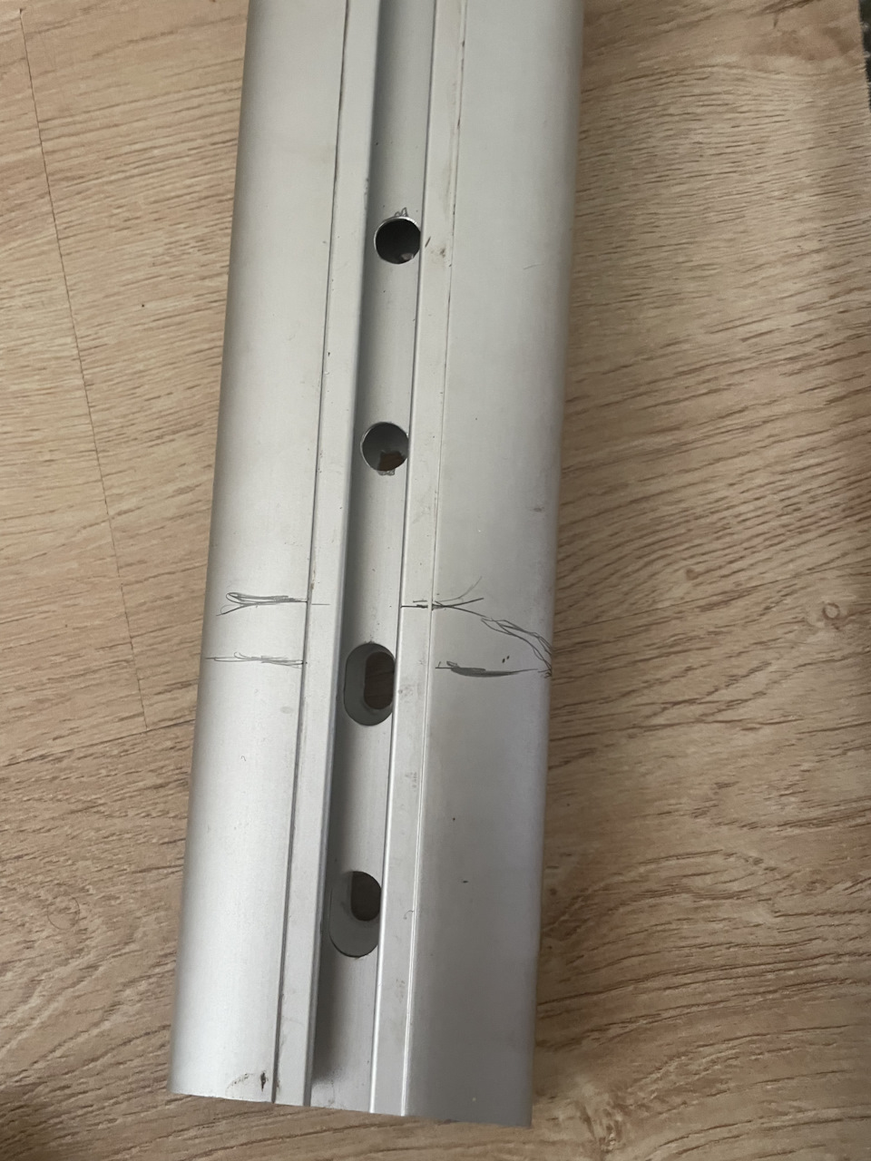 Поперечины на рейлинги от Q5 — Audi A3 (8P), 1,6 л, 2007 года | своими ...