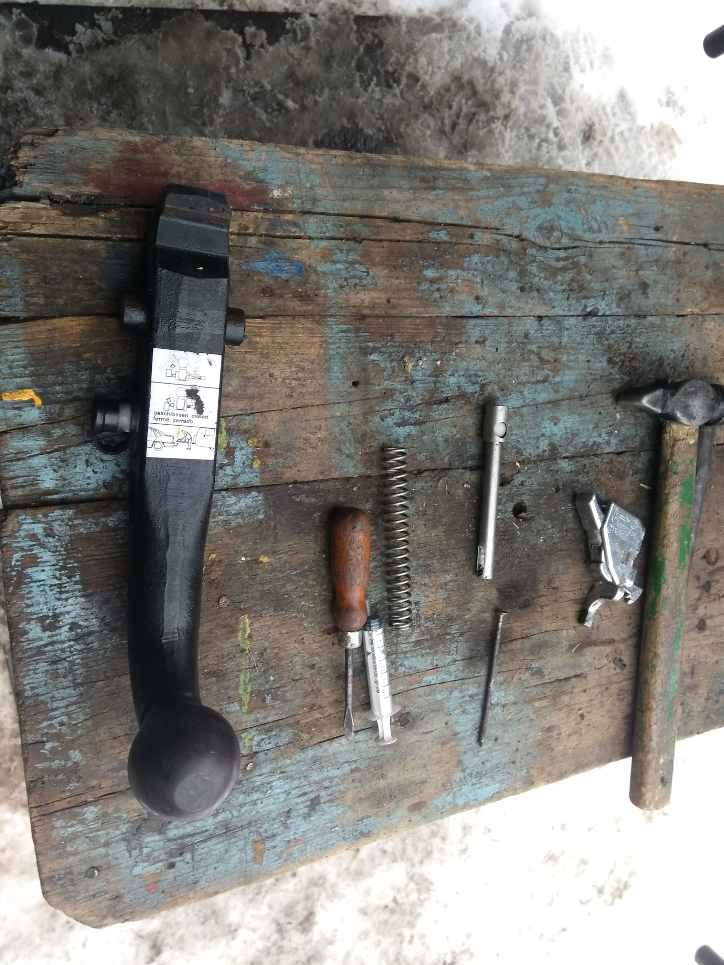 Фаркоп, давно я тебя искал. Как снять крюк фаркопа без ключа. — Opel ...