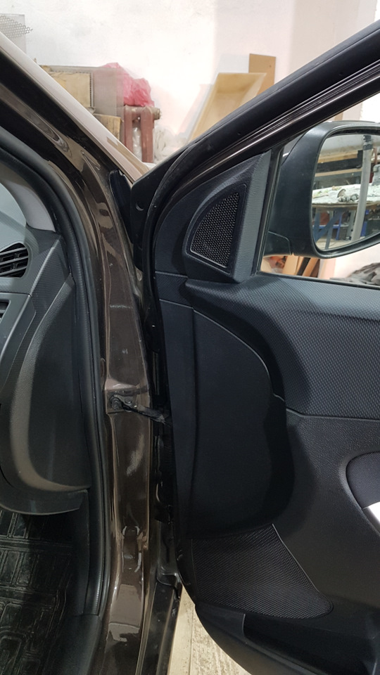 Подиумы СЧ/ВЧ в уголки зеркал на Hyundai Solaris. | 6 500 ₽ в городе ...