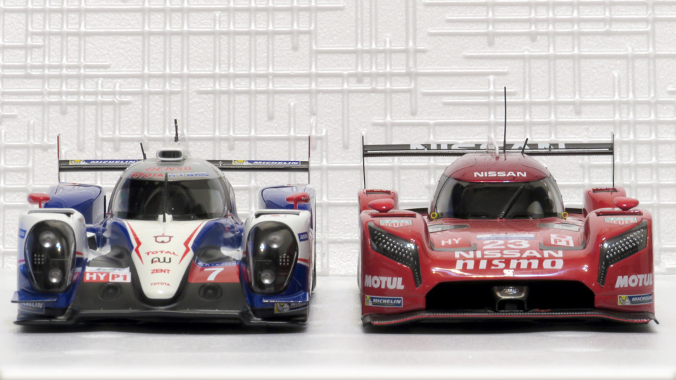 オートアート1/18　NISSAN GT-R LM NISMO Amazon | AUTOart 1/18 日産 GT-R LM NISMO 2015 #21 (ル・マン