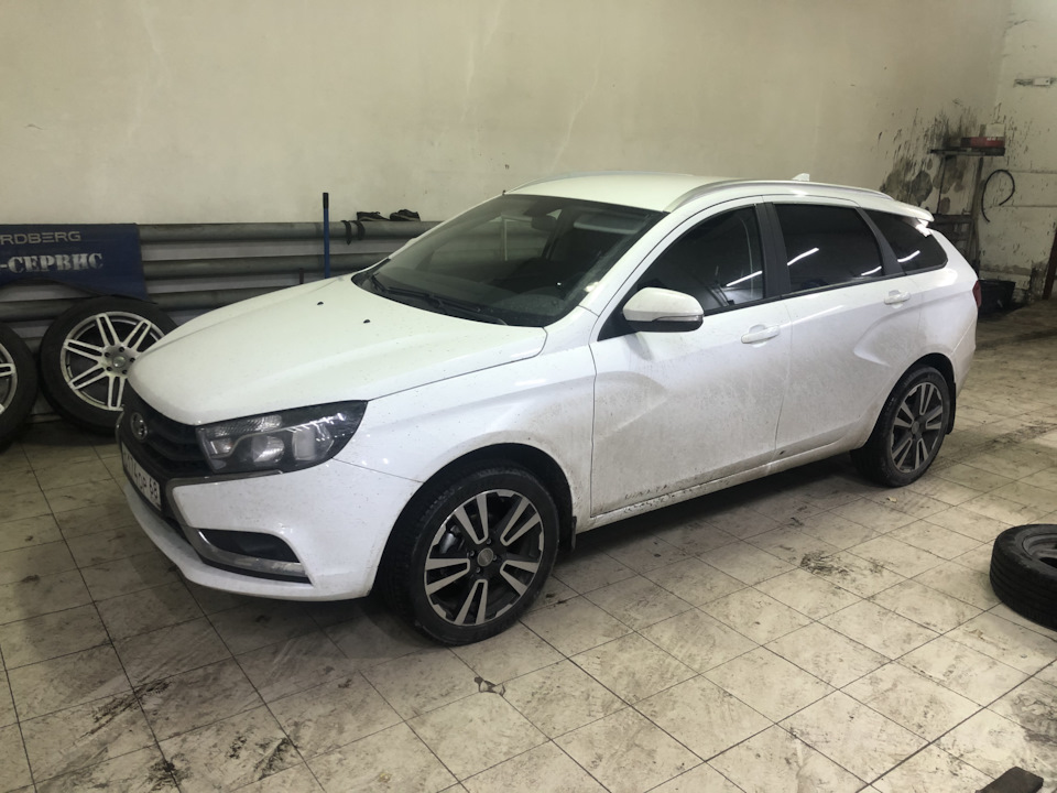 Переобуваюсь: зимняя резина Michelin X-ice snow липучка — Lada Vesta SW ...