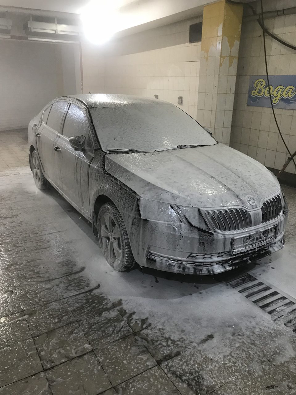 Чудеса эвакуации или когда в Москве оборзели — Skoda Octavia A7 Mk3, 1,8 л,  2018 года | эвакуация | DRIVE2