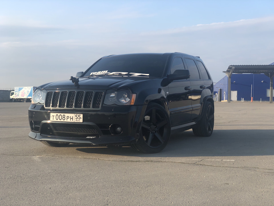 392 Inaugural Edition srt8 табличка