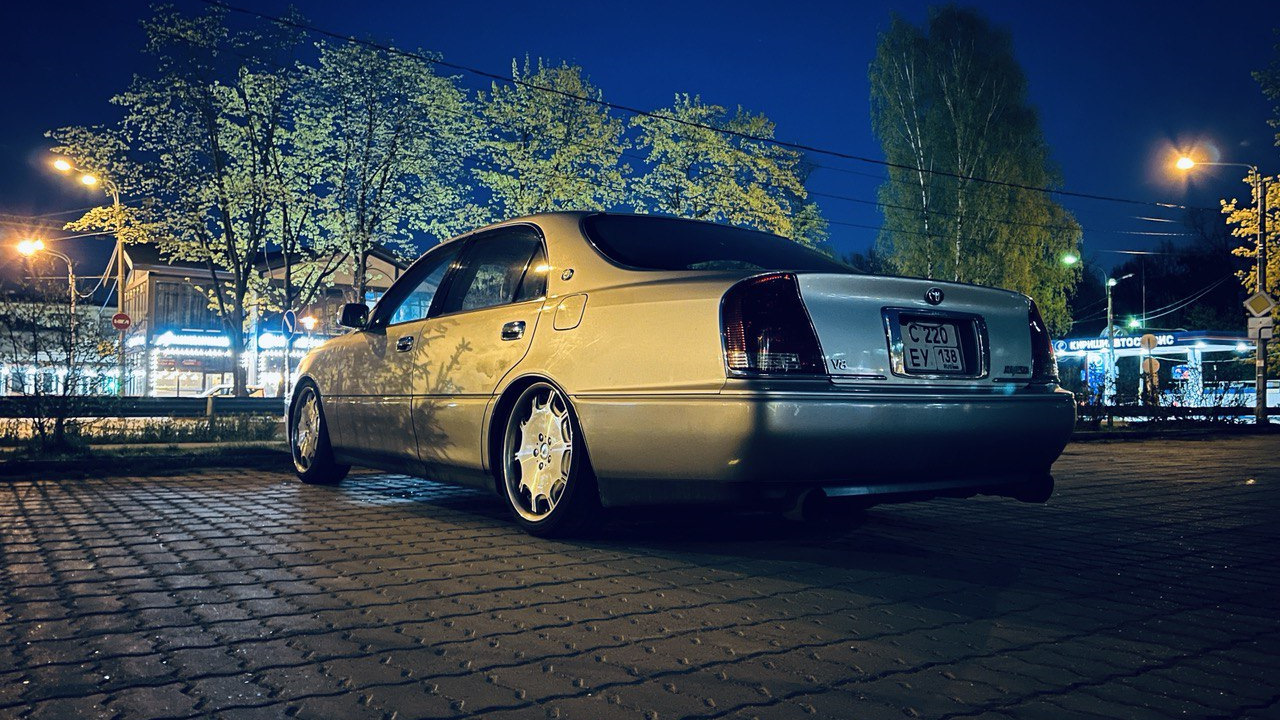 Toyota Crown Majesta (S170) 4.0 бензиновый 2000 | WORK SC3 на DRIVE2