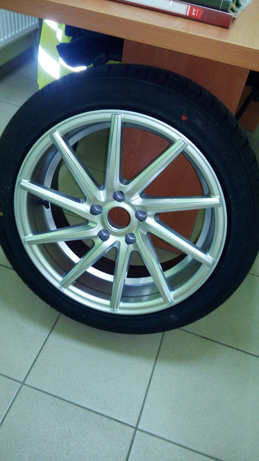 Как балансировать колеса Vossen CVT? — Chevrolet Volt (1G), 1,4 л, 2011 ...