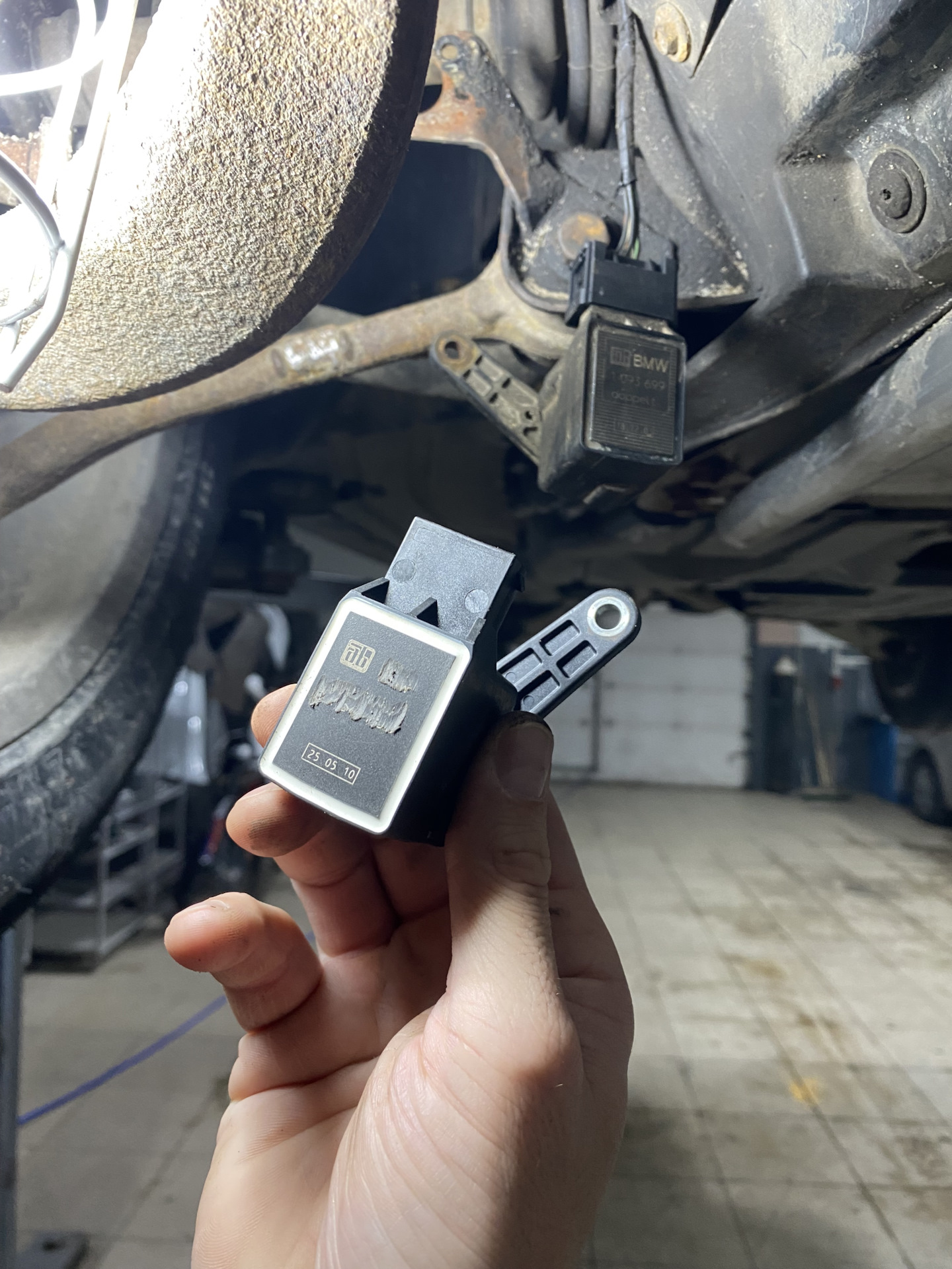 17 Self level susp inact … Help — BMW X5 (E53), 3 л, 2004 года