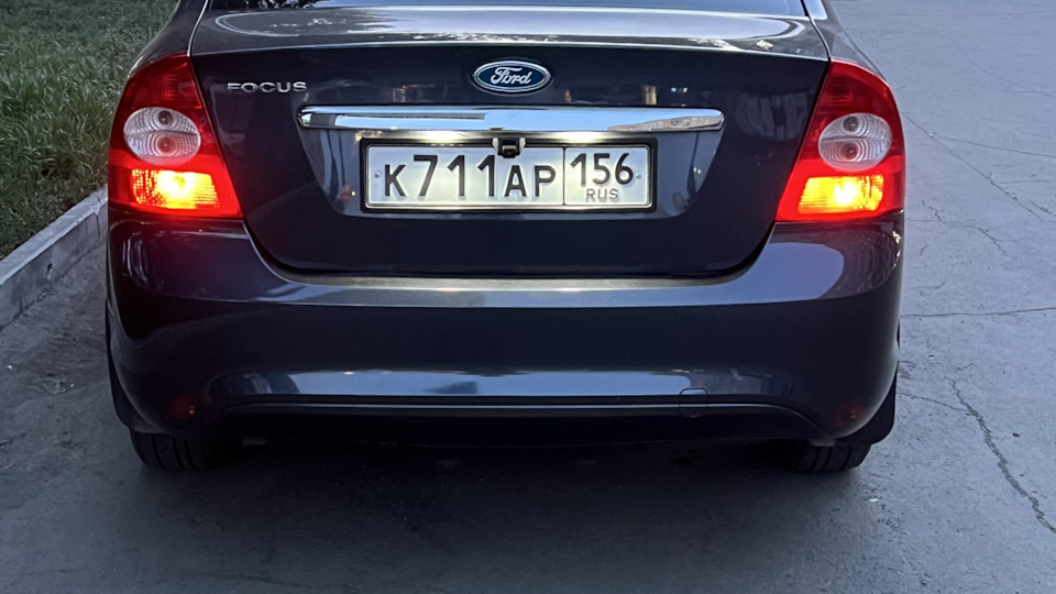 Ford Focus Sedan