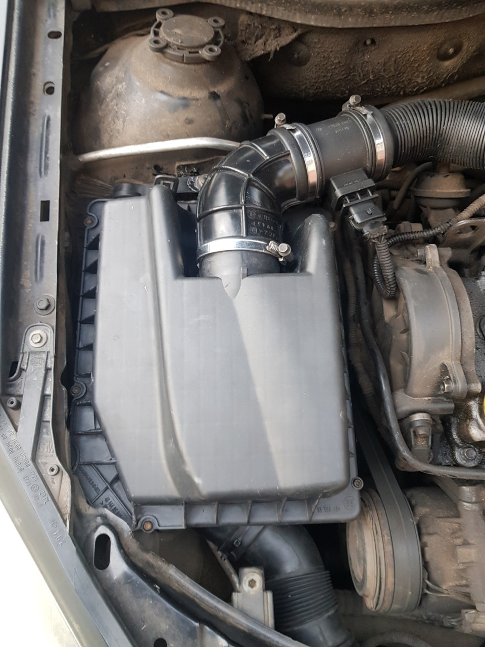 Замена фильтра топливного и воздушного. — Opel Astra H, 1,7 л, 2005 ...
