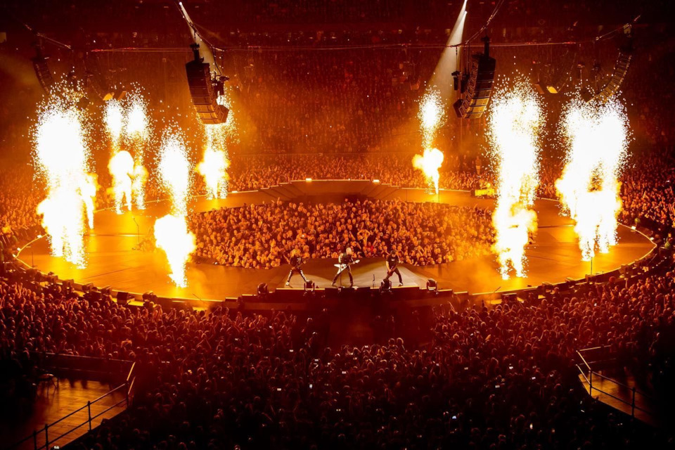 Full Speed or Nothing! Metallica в Амстердаме! — Renault Megane I, 1,6 ...