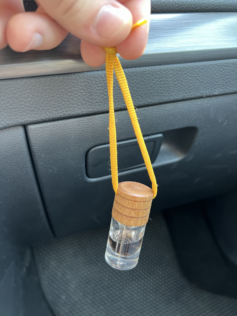 Осторожно, вонючка разъедает пластик салона — Volkswagen Golf Variant ...