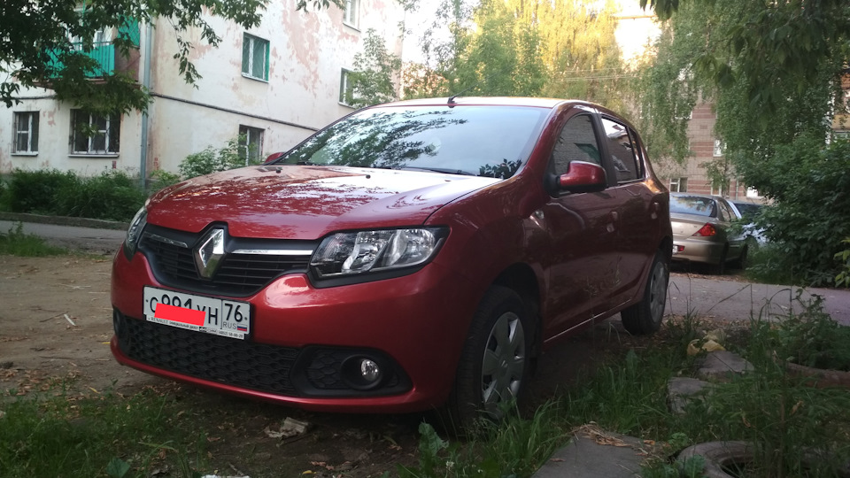 Перестал работать ближний свет — Renault Sandero 2G, 1,6 л., 2015 года ...