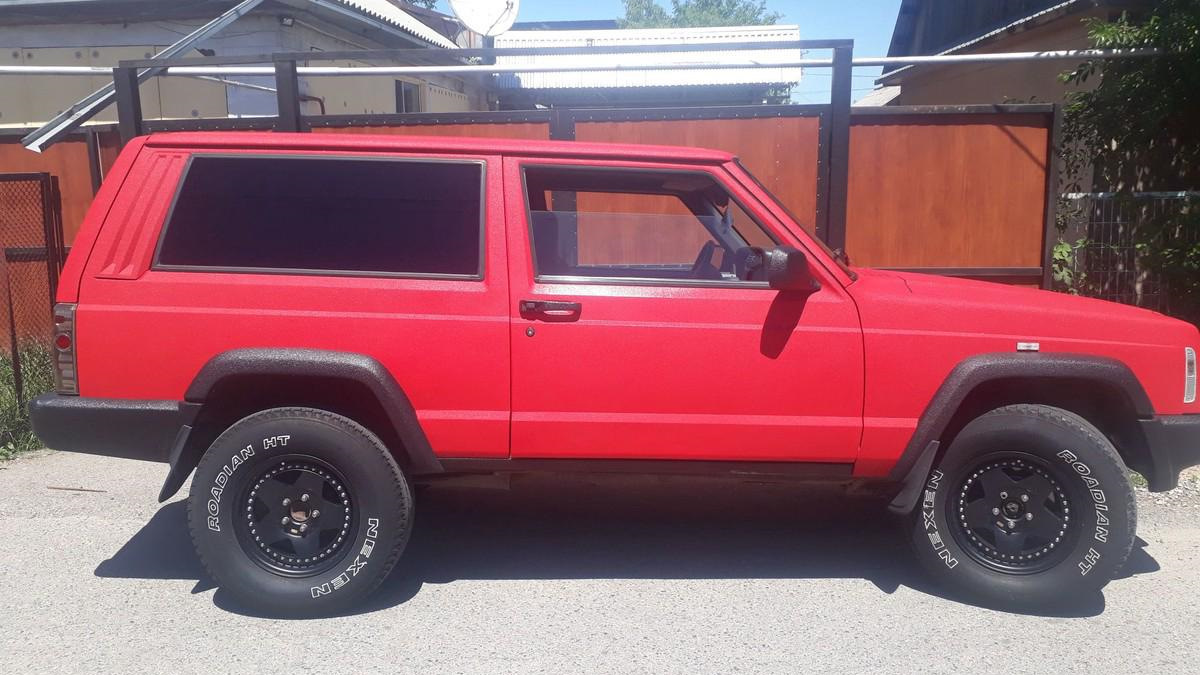 Jeep Cherokee (XJ) 2.5 бензиновый 1998 | Купе на DRIVE2