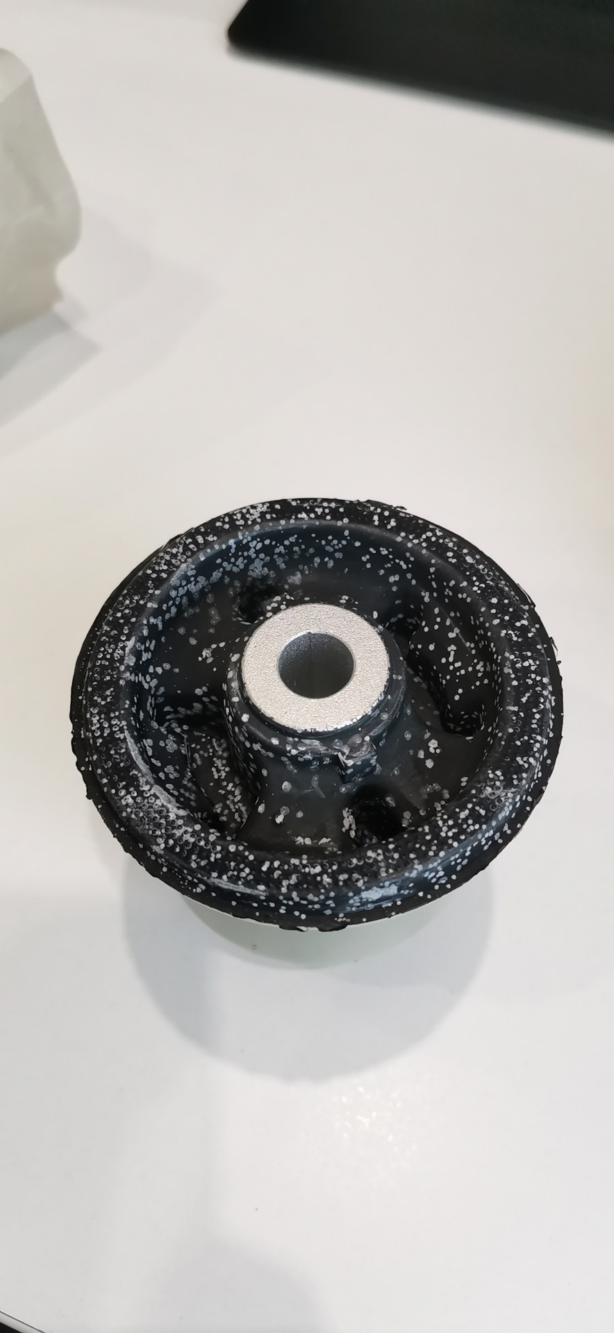 Замена задних сайлентблоков, нижней опоры двигателя и переднего ...