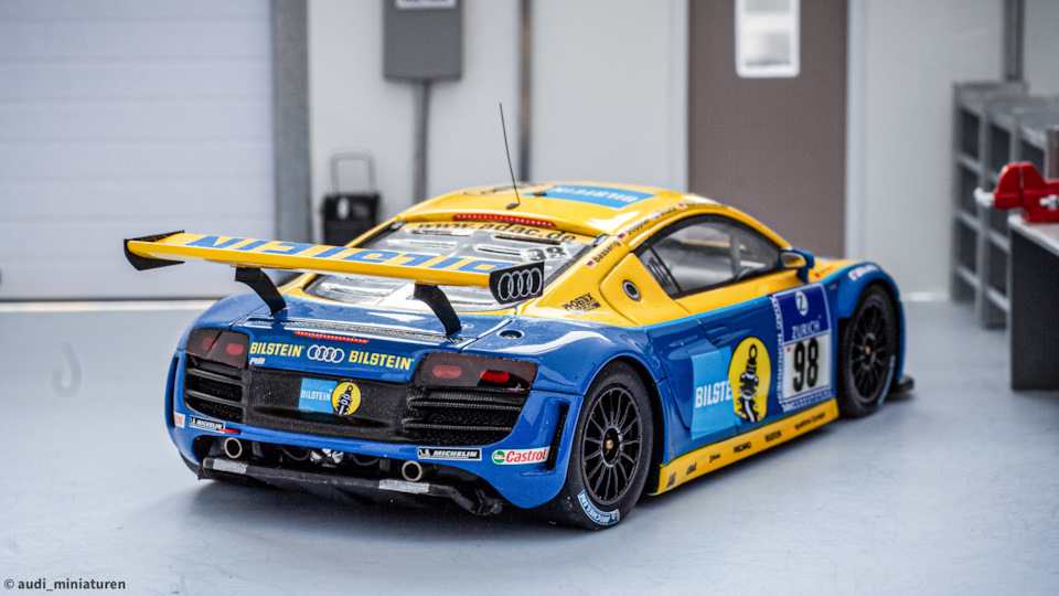 2010 Audi R8 LMS 