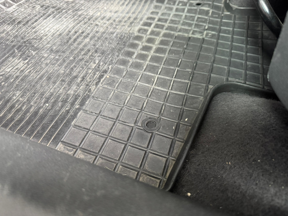 Ячейка в целом нормальная, но хотелось бы повыше и по центру также… . — Opel Astra H