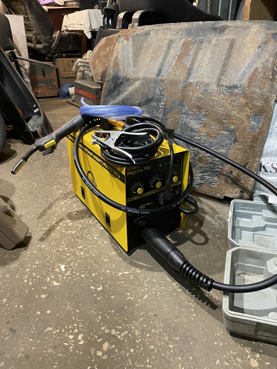 Разборка салона ч. 2. Сварочник, антишумка, проблемы — Lada Приора ...