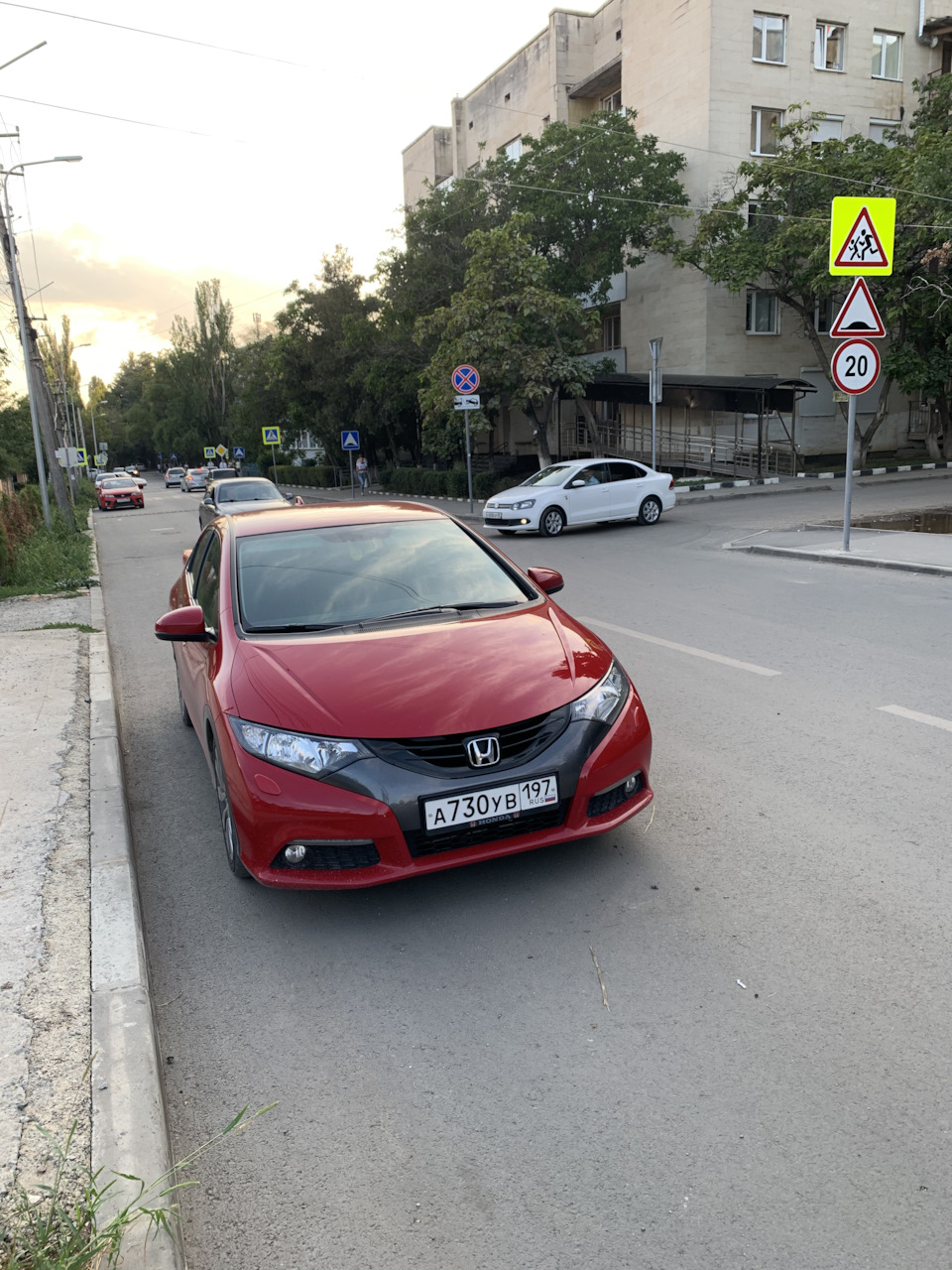 Небольшое повреждение — Honda Civic 4D (9G), 1,8 л, 2012 года | ДТП | DRIVE2