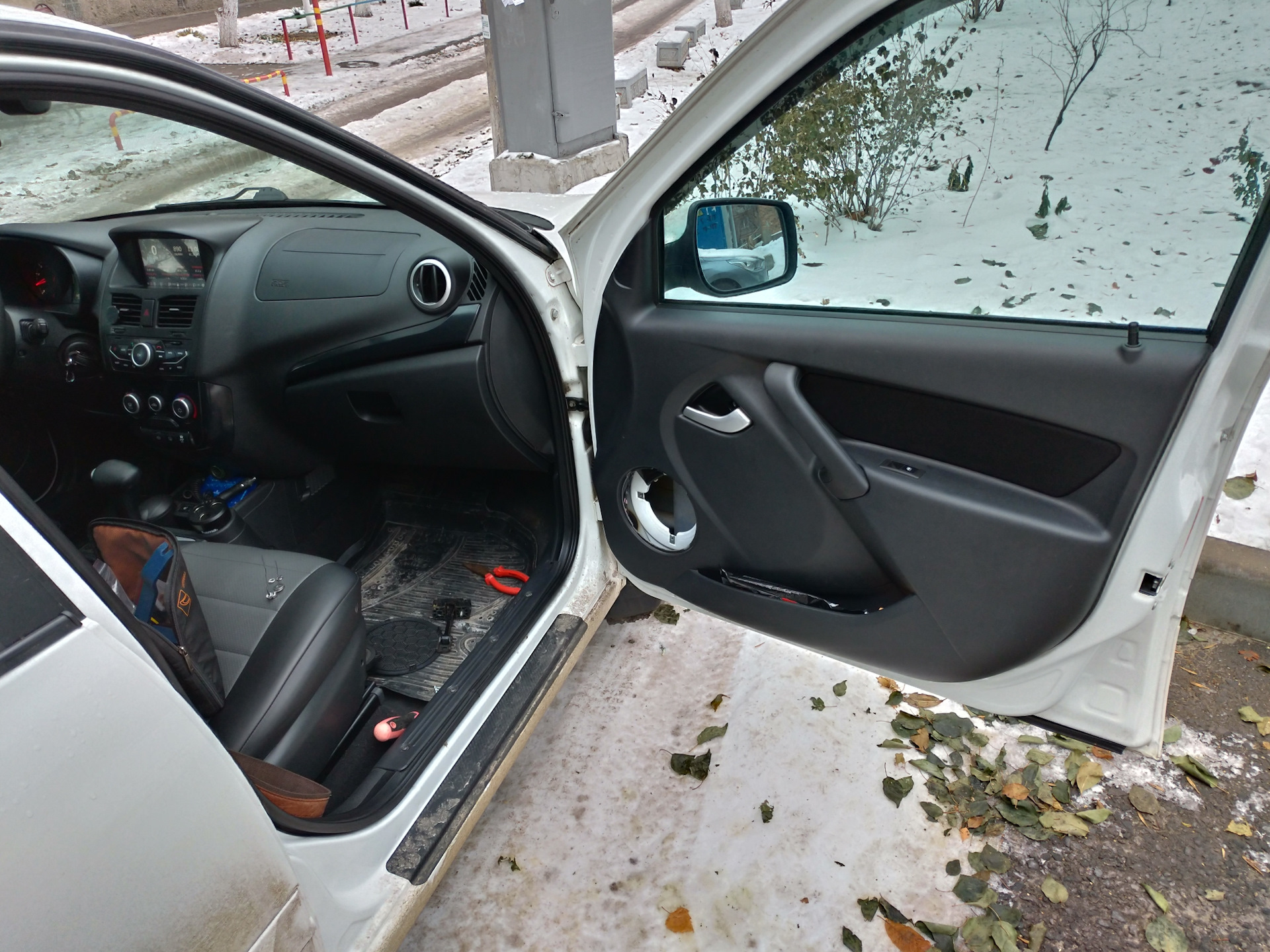 Почистил скользящие контакты дворников. — Land Rover Freelander, 2,5 л ...
