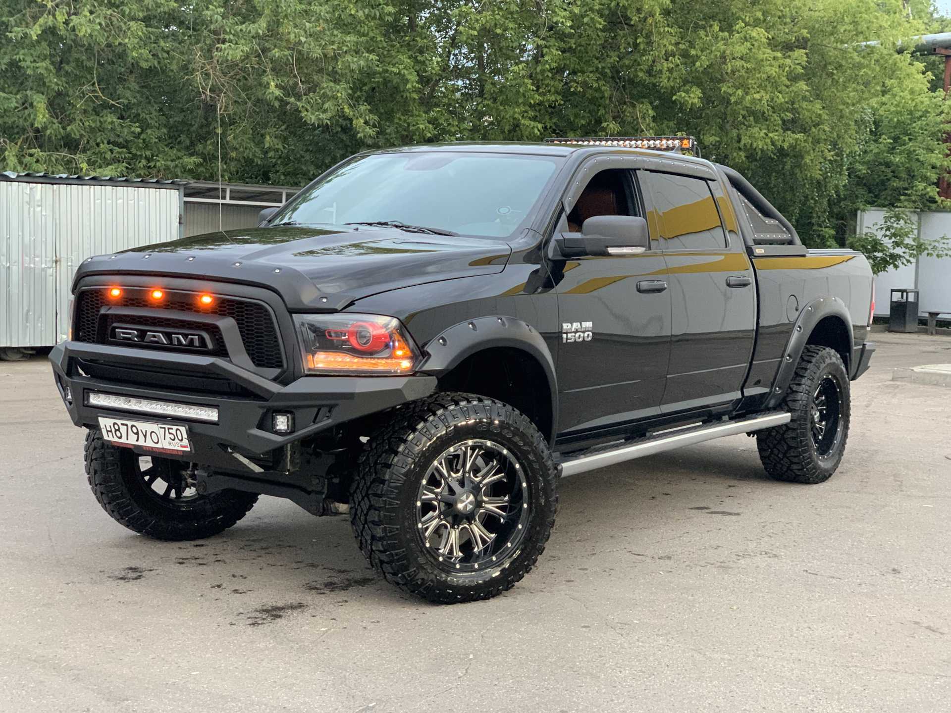 Бублик уехал в Норильск. — Dodge Ram, 5,7 л, 2018 года | продажа машины |  DRIVE2