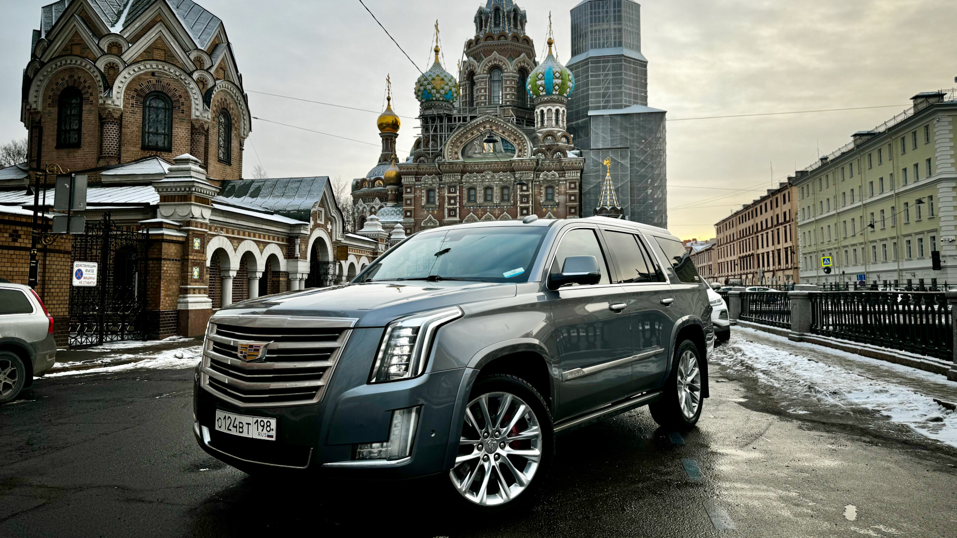 Cadillac Escalade (4G) 6.2 бензиновый 2017 | 