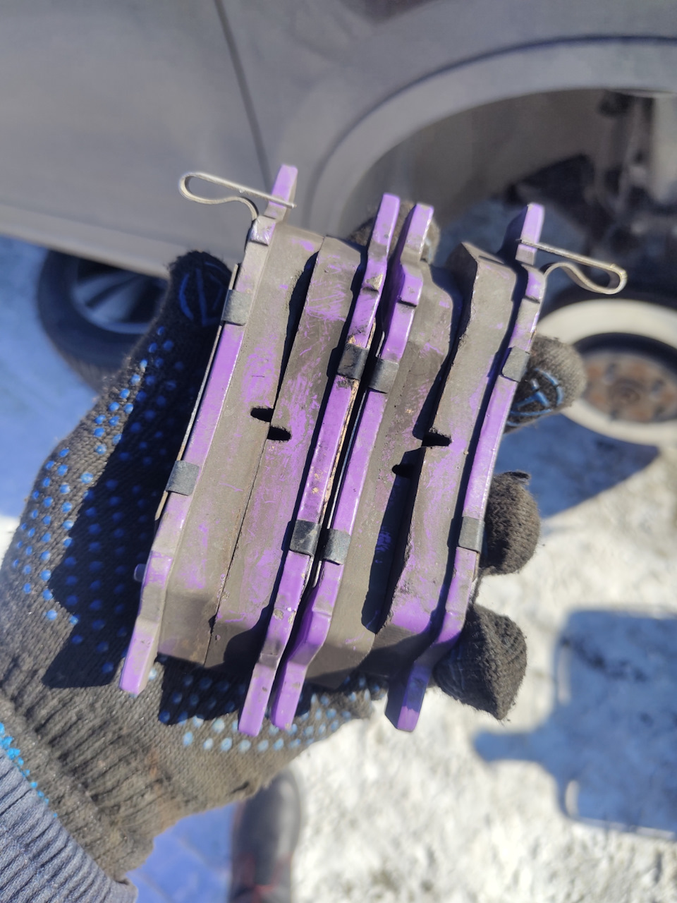 И снова передние колодки — Geely Atlas (1G), 2,4 л, 2020 года ...