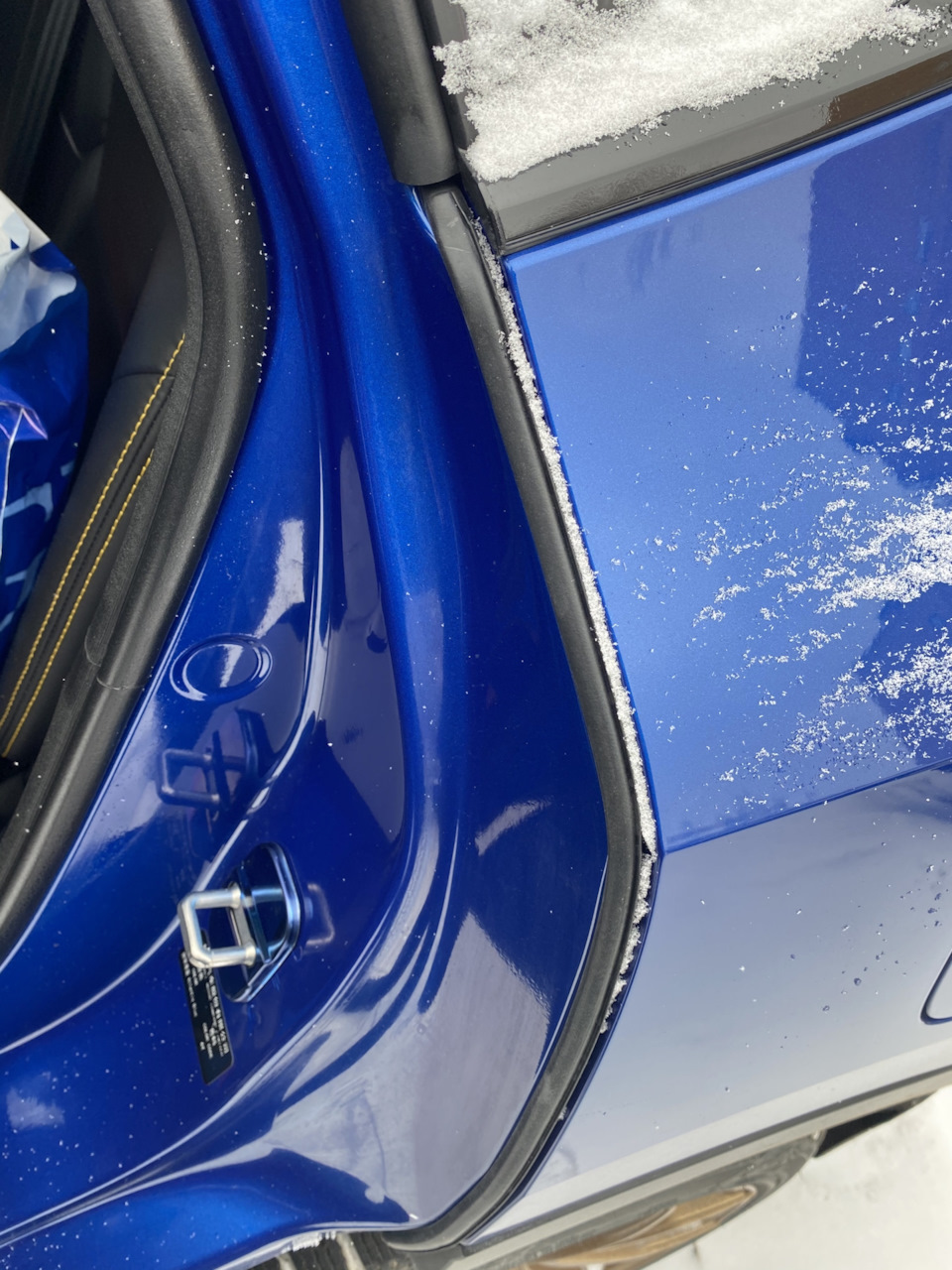 Уплотнитель дверей — ищу ссылку — Haval Jolion, 1,5 л, 2021 года ...