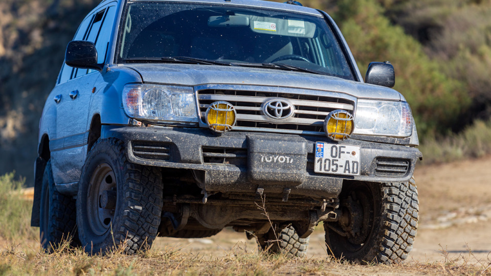 Toyota Land Cruiser 105