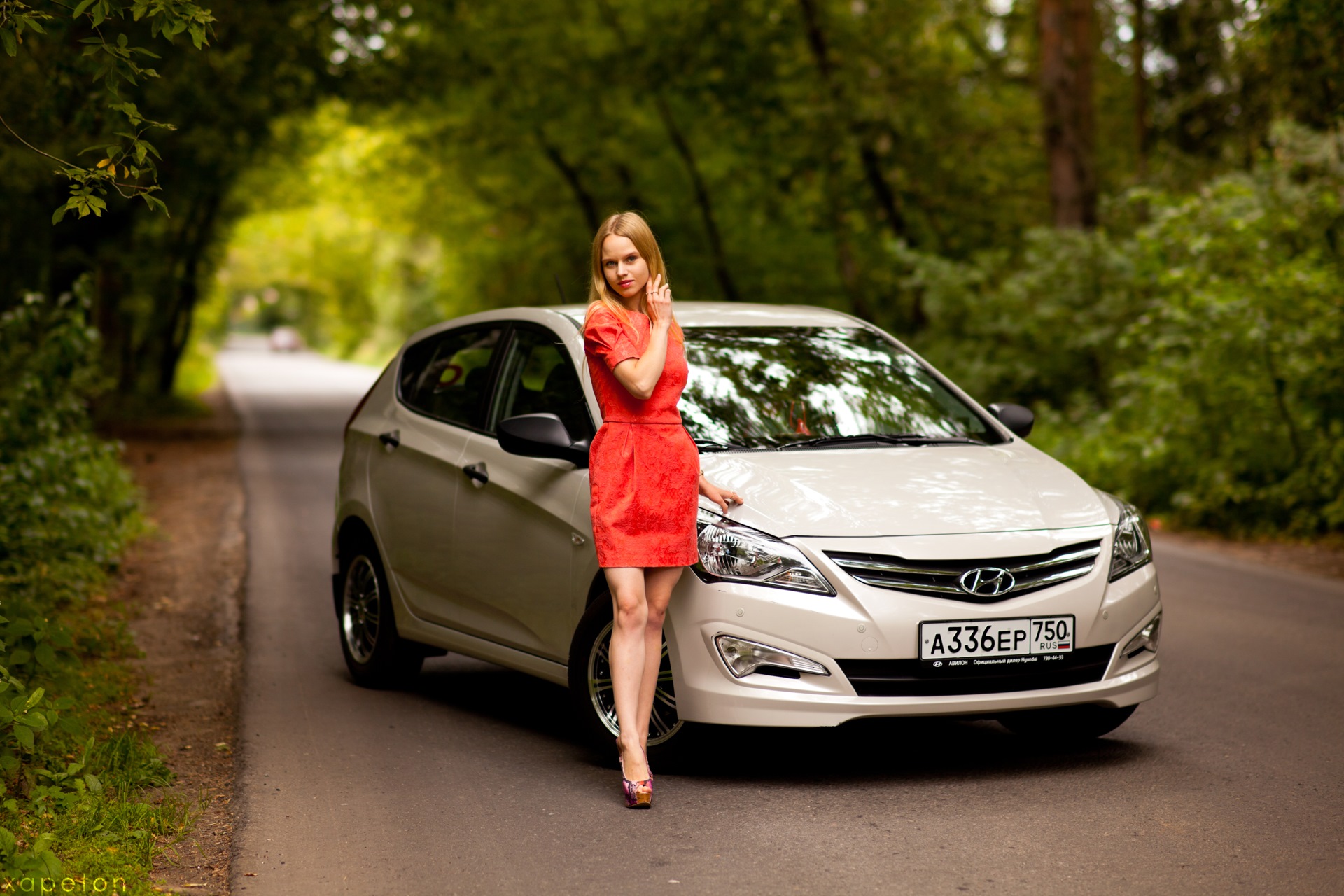 Тест драйв 2015. Hyundai Solaris 2016 хэтчбек. Тест драйв Hyundai Solaris. Solaris Hyundai драйв2. Hyundai Solaris 2015.