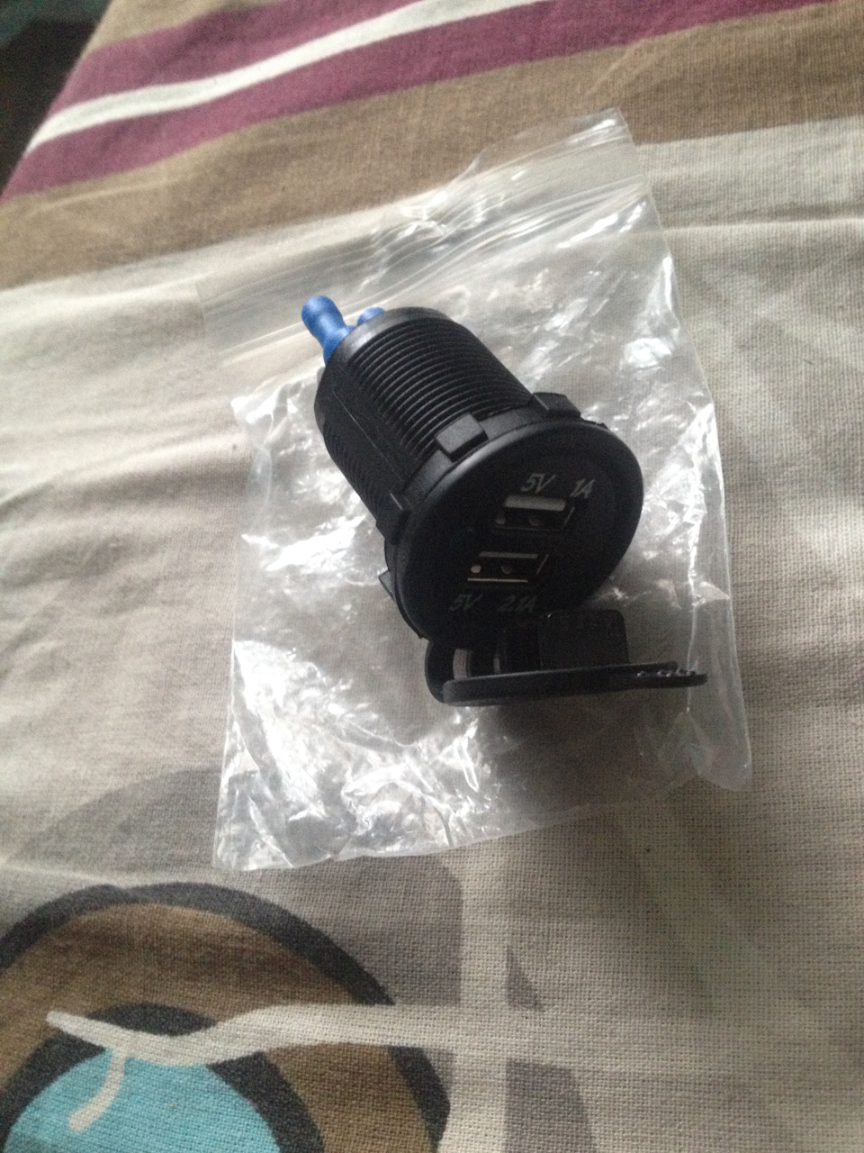 usb розетка — Chevrolet Cruze (1G)