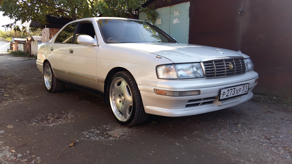 Toyota Crown s140