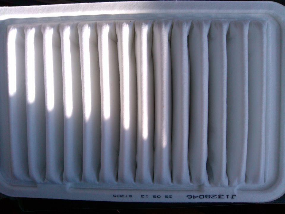 Замена воздушного фильтра на Сузуки Гранд Витара: фото и видео