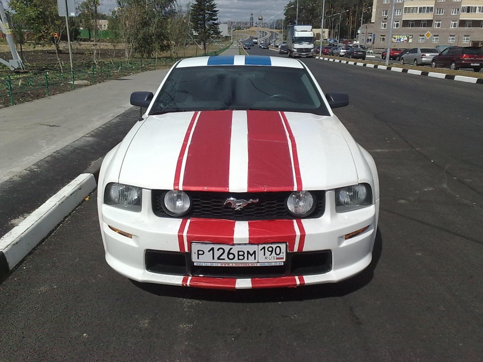 Замена страйпов — Ford Mustang (5G), 4 л, 2006 года | стайлинг | DRIVE2