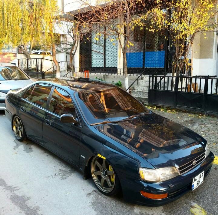 Toyota Carina e at190