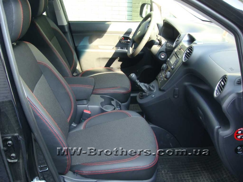 чехлы brothers — Renault Logan (2G), 1,2 л, 2013 года | аксессуары | DRIVE2