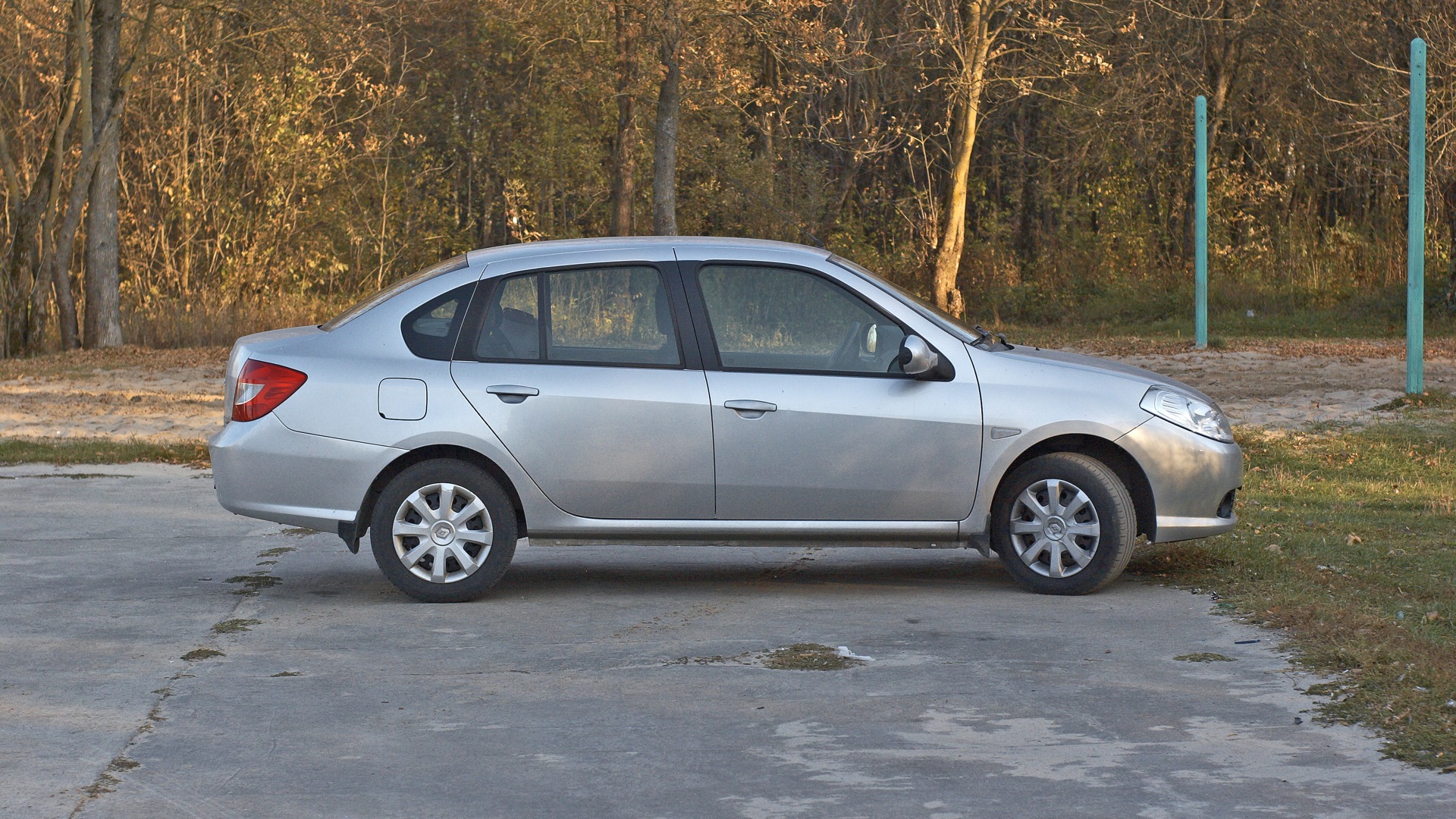 Renault Symbol 1.4 бензиновый 2010 | II на DRIVE2