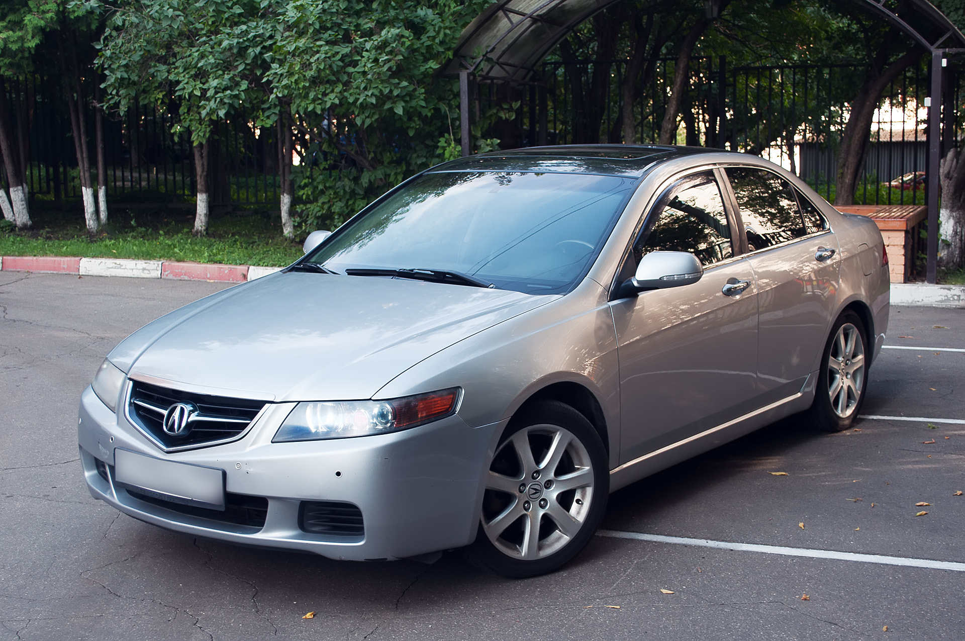 Acura TSX И Хонда