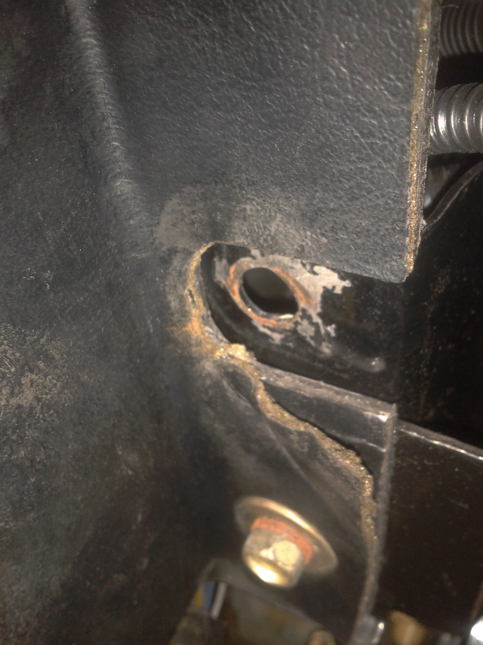 Болт рулевой колонки — ГАЗ 3110, 4,3 л, 2009 года | поломка | DRIVE2