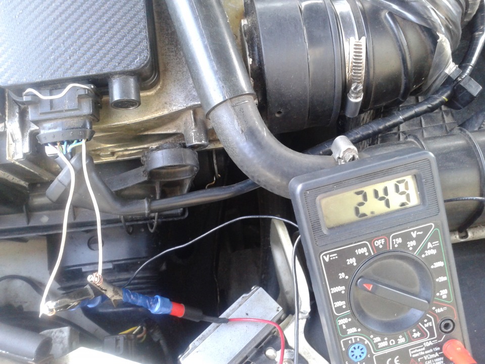 Температура воздуха дмрв. ДМРВ Опель Омега а 2.0. Opel Vectra 2.0 расходомер переделка. Опель Вектра датчик расхода воздуха. Датчик ДМРВ Вектра б 2.0.