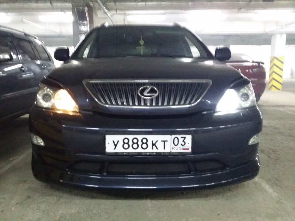 Убрал желтый цвет с фар… диодные лампочки. — Lexus RX (2G), 3,5 л, 2006 ...