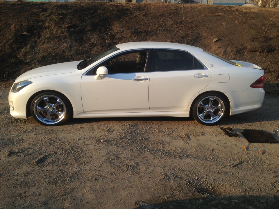 Пришли ворки — Toyota Crown (S200), 2,5 л, 2008 года | колёсные диски ...