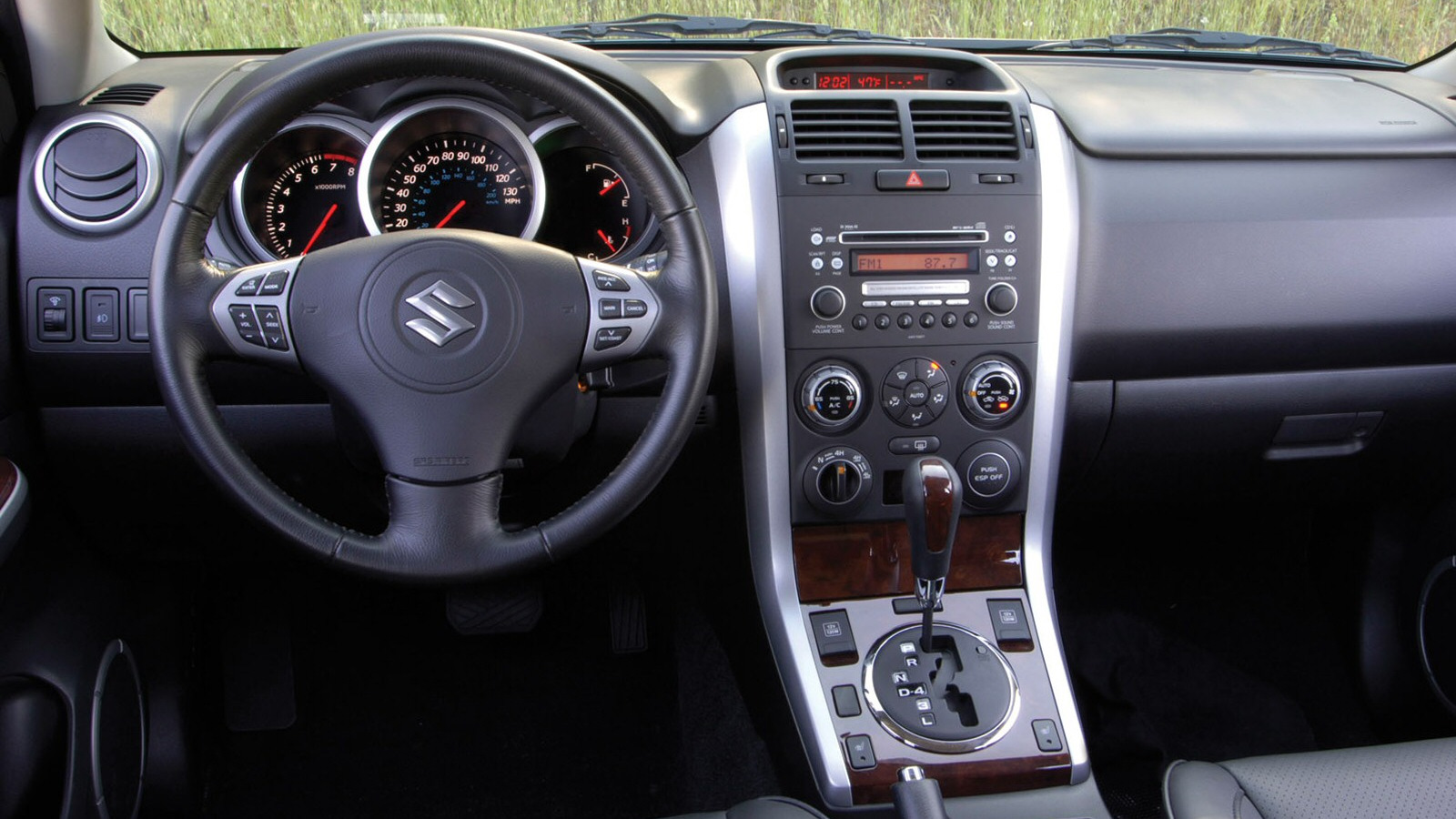 Где находится кнопка блютуз в сузуки витара Suzuki Grand Vitara (2G) 2.0 бензиновый 2006 на DRIVE2